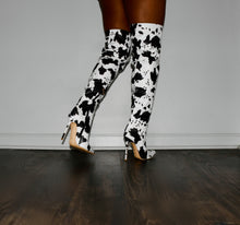 Load image into Gallery viewer, KB